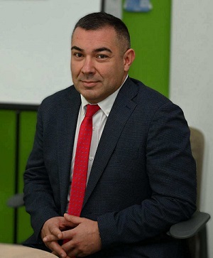 Доц. д-р Янко Христозов, зам.-ректор по международната дейност на УНСС: Търговци закръглят нечестно еврото и това ражда напрежение 